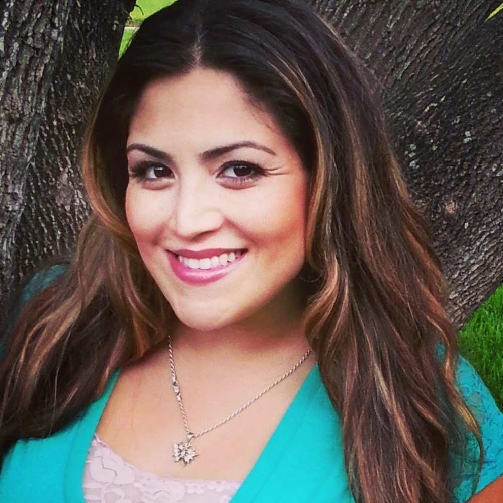 Meet your Posher, Lorie